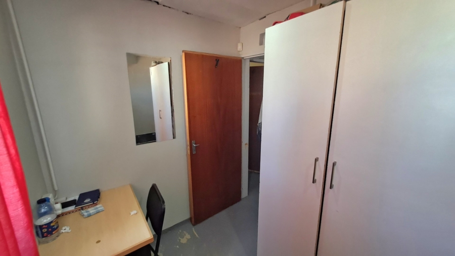 11 Bedroom Property for Sale in Brandwag Free State